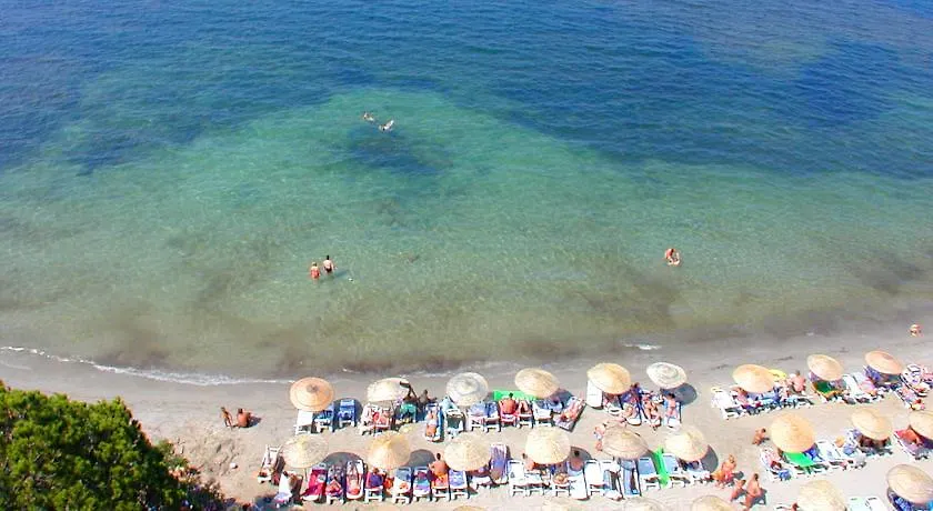 קוסדסי Grand Ozcelik Hotel