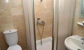 קוסדסי Grand Ozcelik Hotel