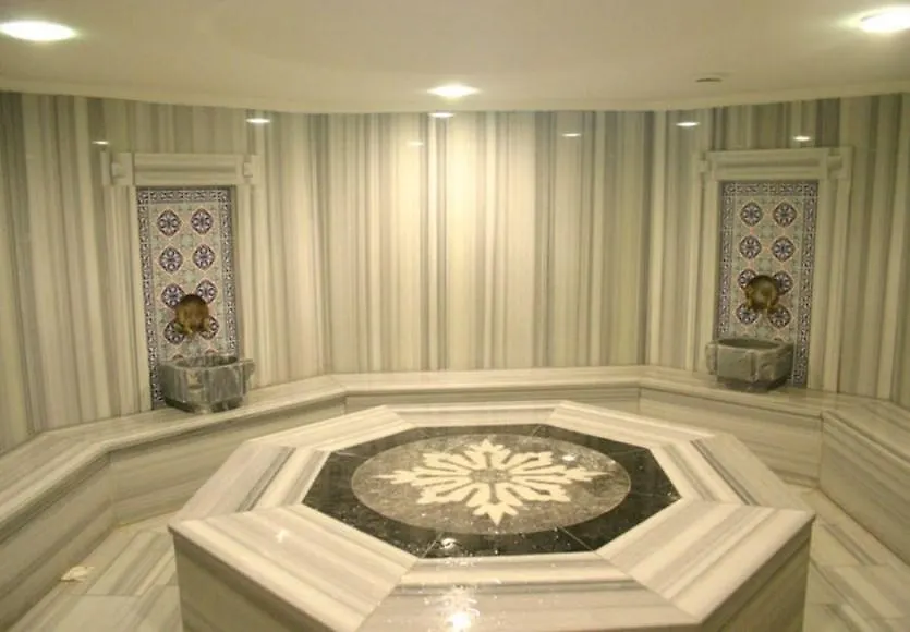 Grand Ozcelik Hotel Кушадасы