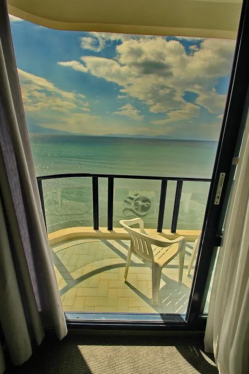 Grand Ozcelik Hotel Кушадасы