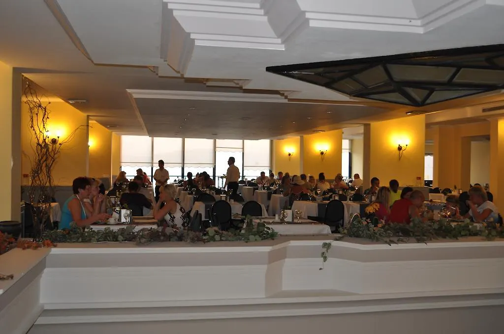 Grand Ozcelik Hotel Кушадасы 3*,  Турция