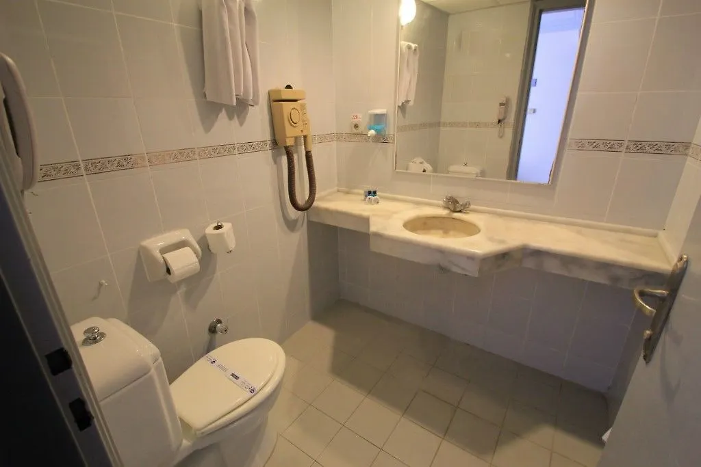 Grand Ozcelik Hotel Кушадасы