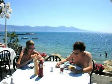 Grand Ozcelik Hotel Кушадасы 3*,